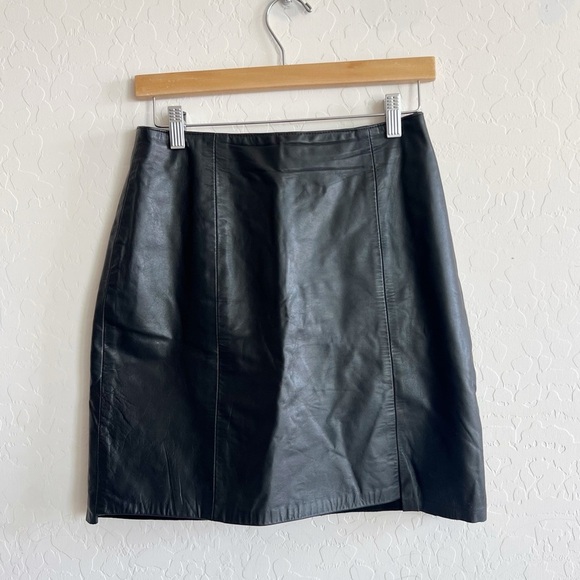 Vintage Black Leather Skirt - Picture 3 of 7